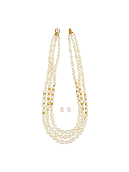 Picture of 3 Line White Pearl Necklace