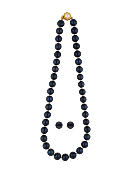 Picture of Single Line Black Pearl Necklace