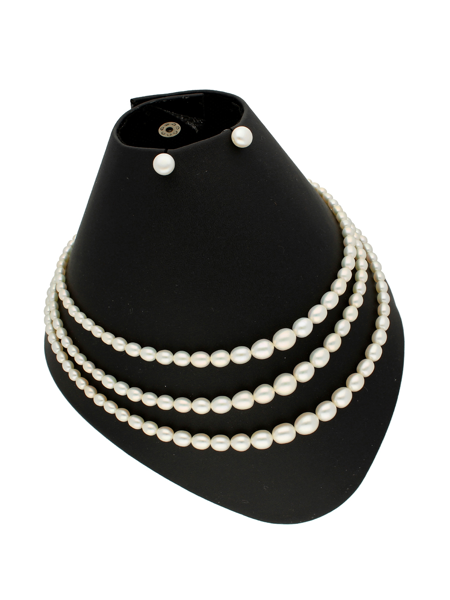 Oval Pearl Necklace Set
